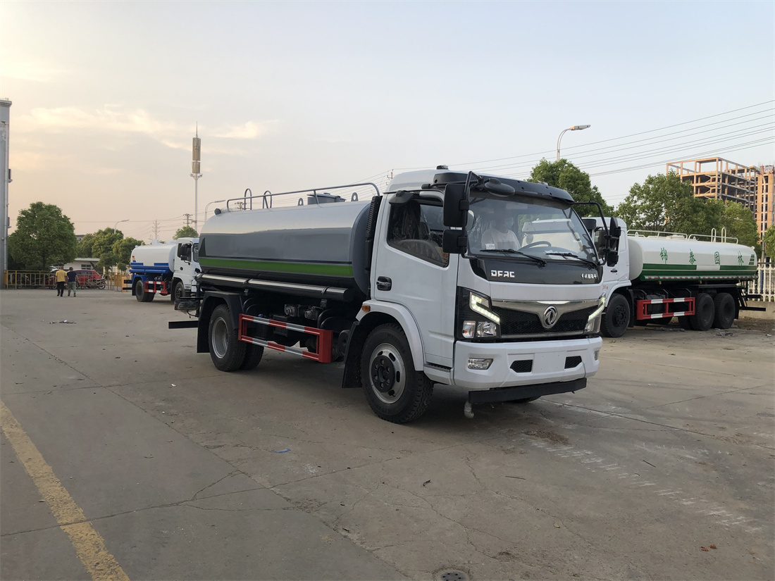 10噸灑水車-湖北旺龍東風(fēng)福瑞卡國(guó)六10立方灑水車廠家價(jià)格
